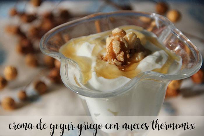 Crème de yaourt grec aux noix avec thermomix