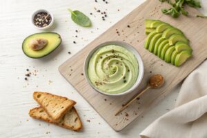 Mousse d&rsquo;avocat à la Thermomix : onctueuse, légère et prête en un clin d&rsquo;œil